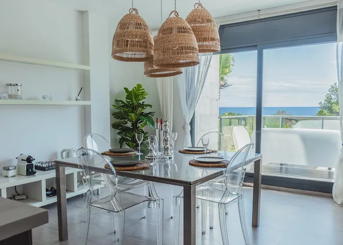 Clauhomes Al Mar Deluxe טראגונה