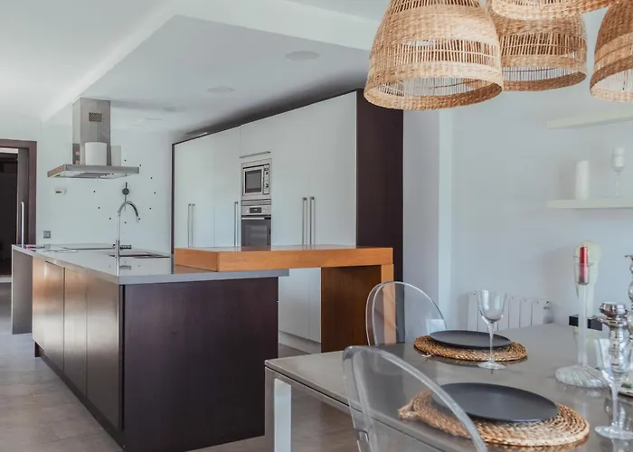 Clauhomes Al Mar Deluxe Villa